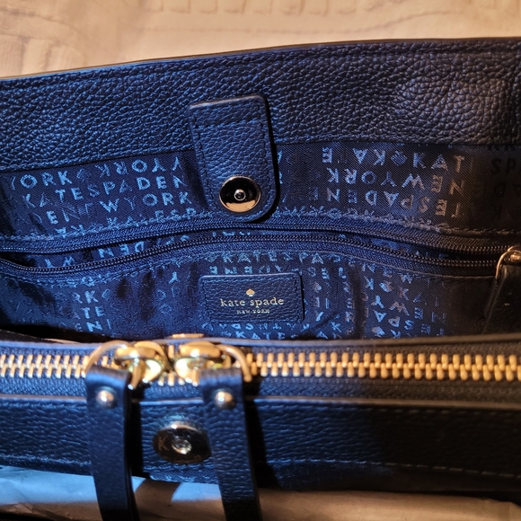 Kate Spade New York Larchmont Avenue Evangelie - Picture 6 of 11